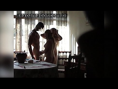 ❤️ Teman seks mengundang pria raksasa dan threesome bersamanya ☑ Anal porno di porno id.stroybassein.ru